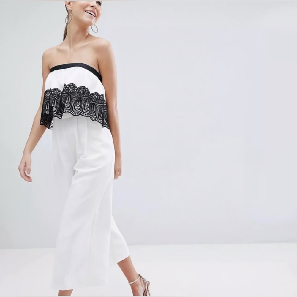 ASOS Design Structured Bandeau Jumpsuit White Size 6
In White with Black Lace